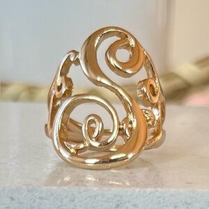 Faith & Nate Boutique initial S Ring